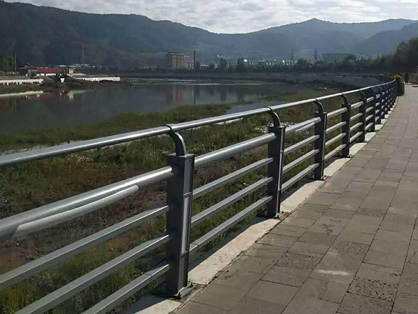 海南河道護(hù)欄圖片4